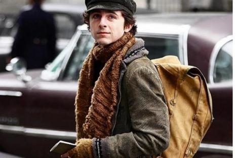 「甜茶」提摩西夏勒梅新戲造型首曝光　演出傳奇音樂人巴布狄倫