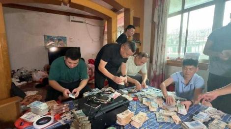 市場買菜用假鈔…騙老人！　「偽鈔職人」做案手法曝光