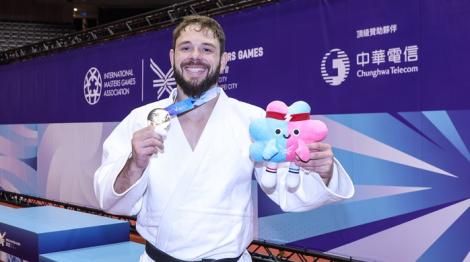 「柔道男神」楊勇緯助攻　法國網紅盧卡斯勇奪世壯運柔道金牌