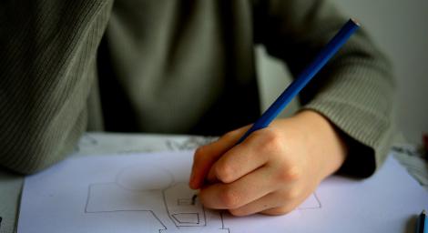 薪水差很大？考公務員「不如考銀行」　過來人曝原因