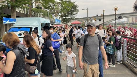 碧潭西岸胖卡市集正式開幕　週六春遊湖畔Chill逛美食
