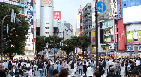 日扭蛋店老闆「偷拍裙底被抓」　手機藏2千部影片辯：工作壓力太大