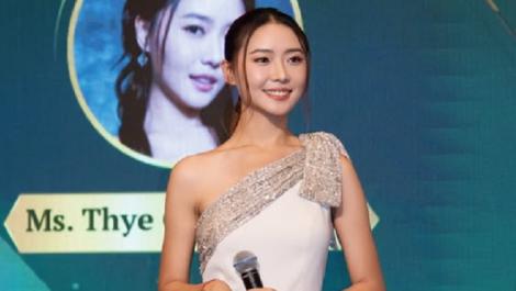 遭圈內人爆料「被包養」　女星氣衝攝影棚對質：不知是不是從後門走了？