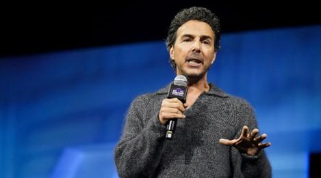 湯姆克魯斯探班《星際大戰：星際戰機》 竟親自拍攝光劍決鬥戲