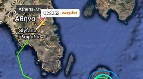 驚！飛機飛到一半機長昏倒　空服員廣播「向乘客求援」