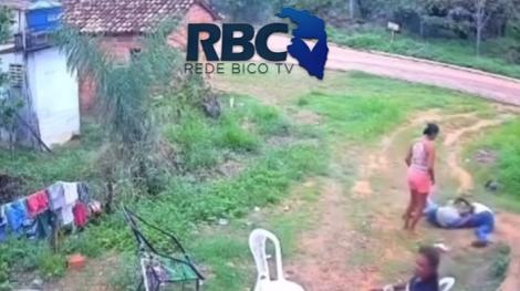 荒唐一幕！老爸揍兒「自己跌跤」…摔斷頸椎當場死亡