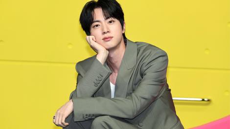 Jin新專《Echo》下月推出！BTS全體「團圓」退伍倒數