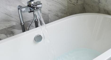 冬天泡湯注意！猝死風險增　醫曝「死亡三段式」：無預警