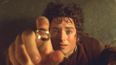 甘道夫和佛羅多將重返《魔戒》衍生電影？ 伊利亞伍德暗示：巫師的話值得信任