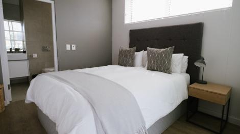 自備蟋蟀爽住酒店！她淪「住房碰瓷黨」...才過2個月就被天收