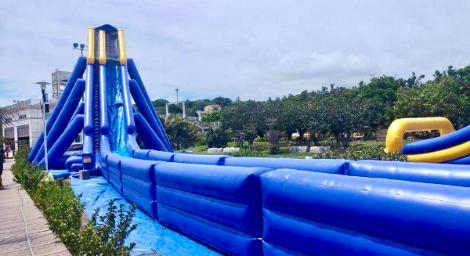 65公尺長！城市滑水道、巨型戲水池　暑假每週3天免費玩