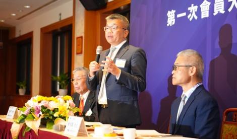 做得好就繼續幹！　蔡其昌獲全票連任中華職棒會長