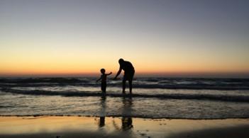 日本修法允許共同監護權 離婚夫婦可一起撫養孩子