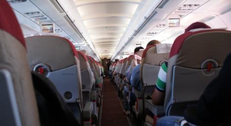 飛機上「2飲料」千萬別點　空服員示警：喝了恐脫水