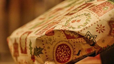 萬聖節前夕收包裹！打開竟是「手臂+斷指」嚇壞　驚人巧合曝光