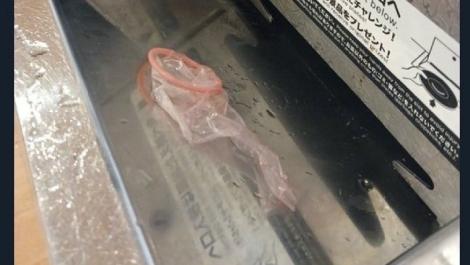 又有屁孩亂搞餐廳！丟保險套拍照發文栽贓　這家壽司店火大回應