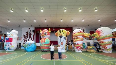 世界龍好20呎主燈首亮相　新北平溪天燈豪運升空