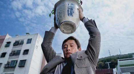 影帝李炳憲活躍國際影壇 曝深陷時差困擾