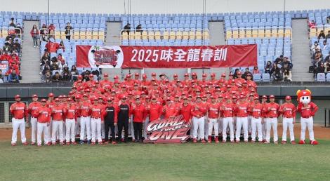 張泰山確定卸下味全龍打教身份！　新職位官宣了