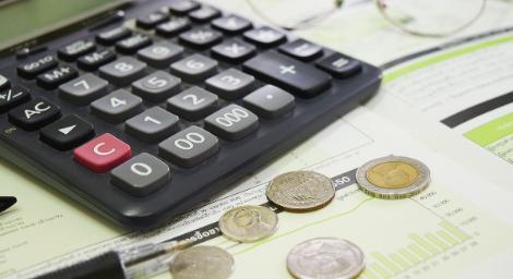 幫孩繳學費…他「上千萬存款沒了」崩潰喊：錢恐回不來了