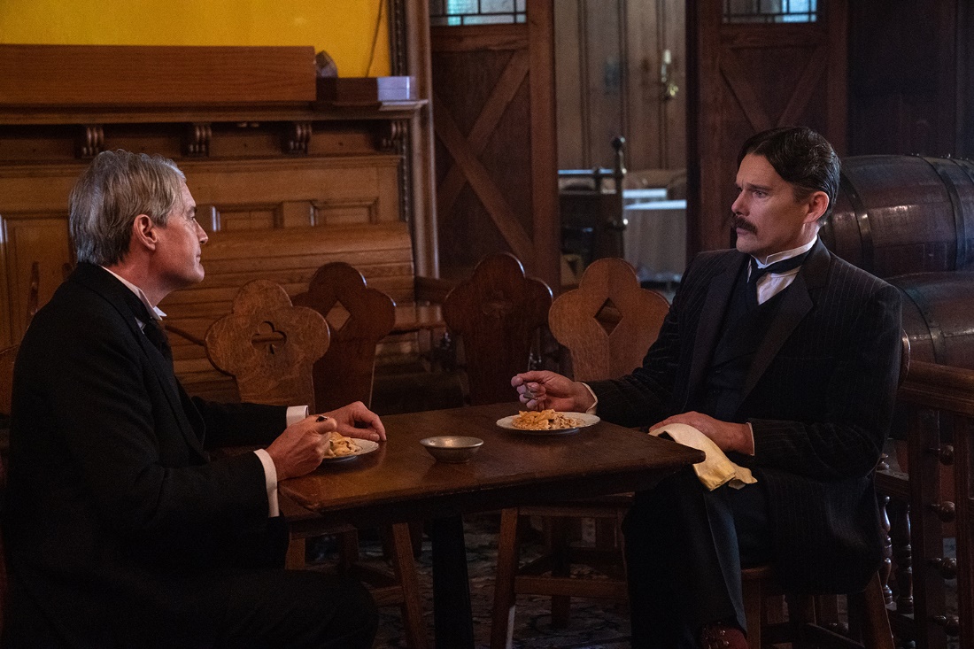 一張含有 服裝, 人員, 男人, 西裝 的圖片

自動產生的描述