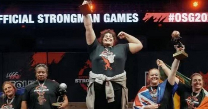 女子大力士國際賽含淚拿亞軍！　大會緊急宣布「冠軍是男的」：妳遞補拿第一