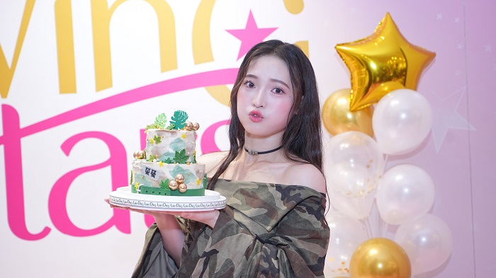 Wing Stars隊長生日會　罕見開金嗓獻唱！