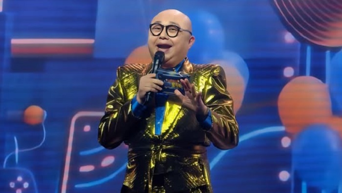星二代公開現身意外遭網暴　男星護女：想發洩火力可以對準我！